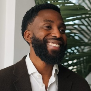 Shay Olupona